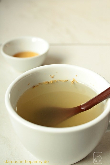 Spicy ginger tea with honey