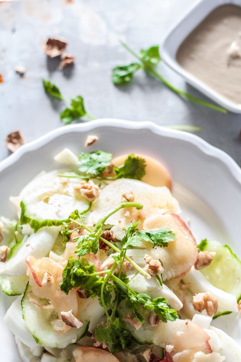 Fenchel Apfel Salat mit Ingwer Dressing